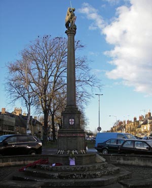 Moreton In Marsh war memorial